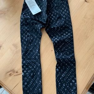 Lululemon Tight Stuff Tight Size 4
